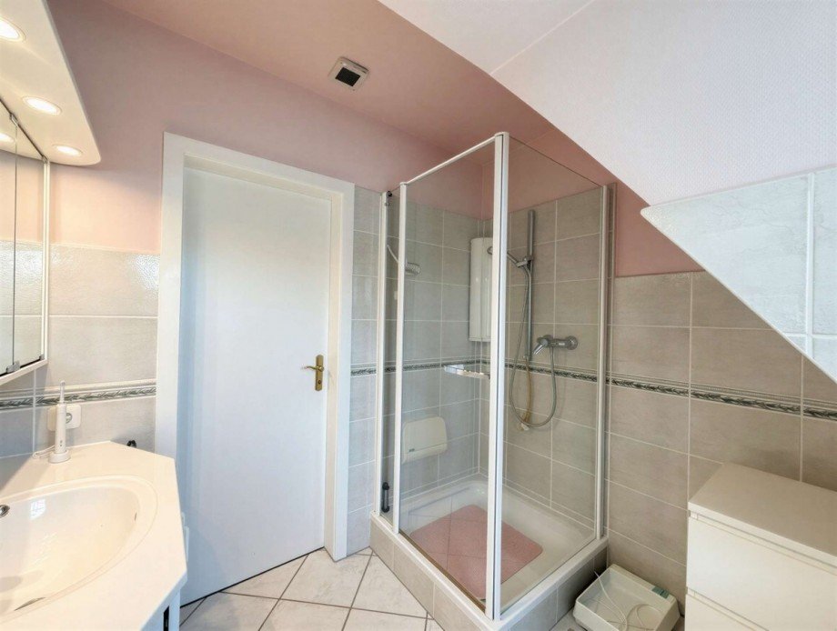 Badezimmer Bild 2 Einfamilienhaus Stuhr