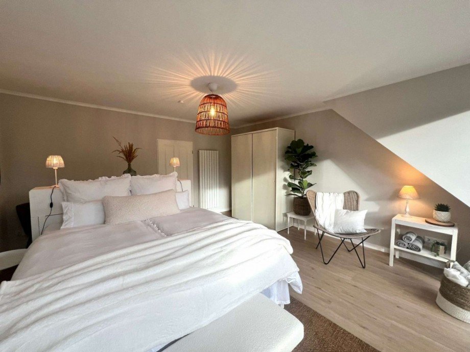 Schlafzimmer 1 Bild 2 Haus Bremen