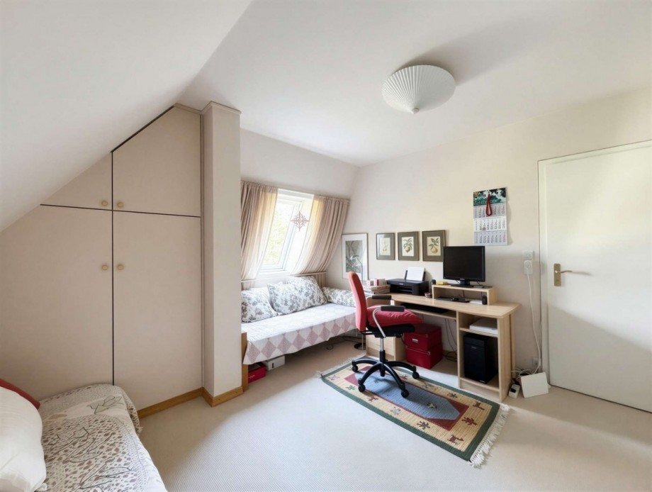 Kinderzimmer 2 Bild 2 Einfamilienhaus Stuhr