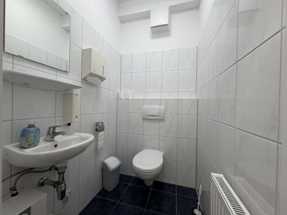 Damen WC B�rofl�che Stuhr