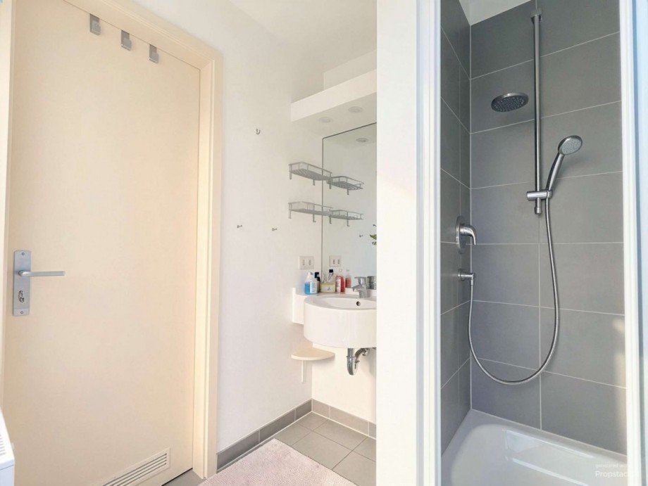 Badezimmer Bild 2 Wohnung K�hlungsborn